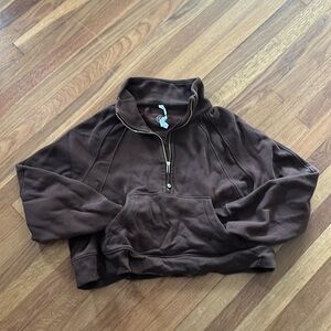 Lululemon Expresso Cropped Scuba